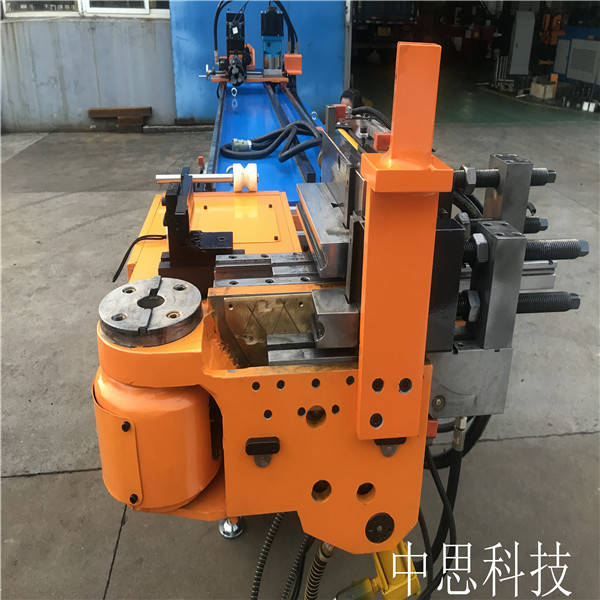 彎管機要想站住腳服務是首位